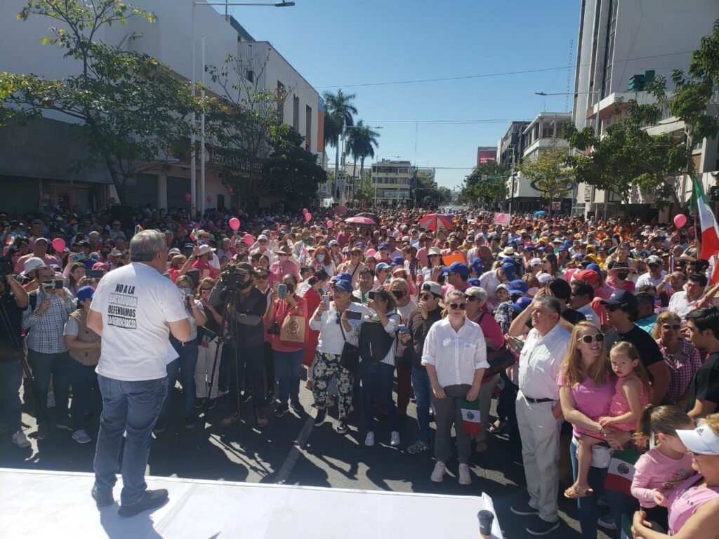 La marcha en Culiacán